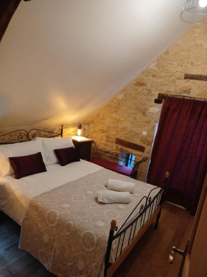Gites Le Clos De Veyrignac Экстерьер фото