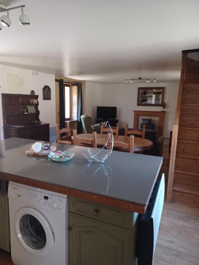Gites Le Clos De Veyrignac Экстерьер фото