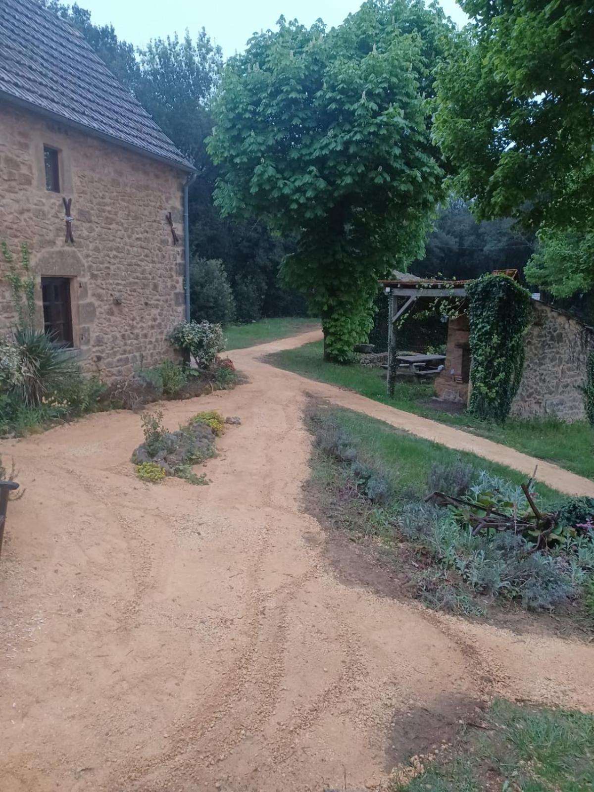 Gites Le Clos De Veyrignac Экстерьер фото